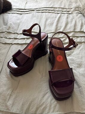 Madden Girl Patent Platform Wedge Sandals in Burgundy